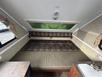 2014 Forest River Rockwood Premier A127TH   - Photo 12 - Oregon City, OR 97045