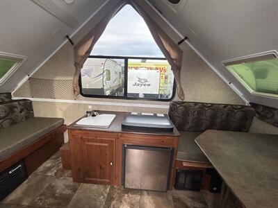 2014 Forest River Rockwood Premier A127TH   - Photo 9 - Oregon City, OR 97045