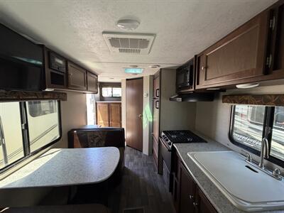 2016 Keystone Bullet 204RB - Photo 5 - Oregon City, OR 97045