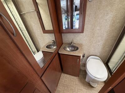 2010 Four Winds Siesta 24SB   - Photo 15 - Oregon City, OR 97045