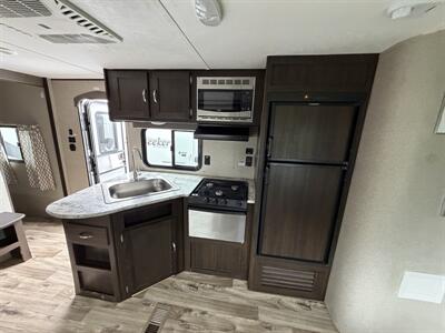 2018 Keystone Springdale SM3030 - Photo 10 - Oregon City, OR 97045