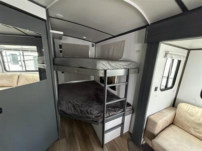2022 Keystone Bullet 290BHSWE - Photo 13 - Oregon City, OR 97045