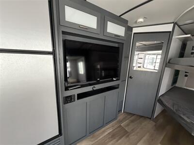 2022 Keystone Bullet 290BHSWE - Photo 10 - Oregon City, OR 97045