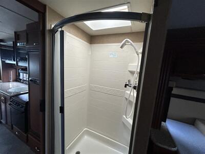 2013 Thor Ace 30.1   - Photo 13 - Oregon City, OR 97045