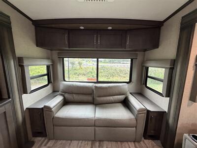 2020 Grand Design RV Reflection 29RS - Photo 10 - Oregon City, OR 97045
