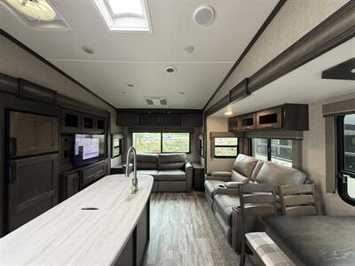 2020 Grand Design RV Reflection 29RS - Photo 6 - Oregon City, OR 97045