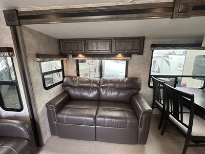 2017 Highland Ridge Open Range Ultra Light 2710RL   - Photo 8 - Oregon City, OR 97045