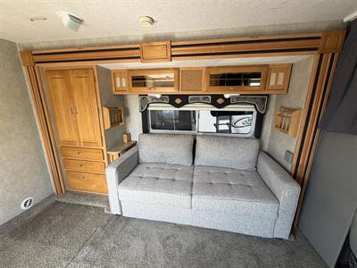 2005 Jayco Greyhawk 24SS   - Photo 10 - Oregon City, OR 97045