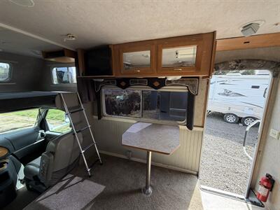 2005 Jayco Greyhawk 24SS   - Photo 13 - Oregon City, OR 97045