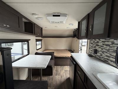 2019 Forest River Salem 197BH   - Photo 5 - Oregon City, OR 97045