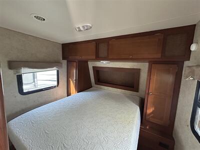 2014 R-Vision Trail Lite Trek 322BHD   - Photo 14 - Oregon City, OR 97045