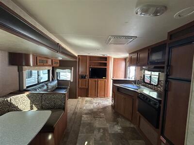 2014 R-Vision Trail Lite Trek 322BHD   - Photo 6 - Oregon City, OR 97045