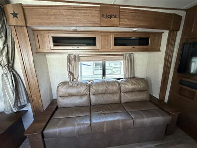 2017 Highland Ridge RV Open Range Light 221RQB   - Photo 10 - Oregon City, OR 97045