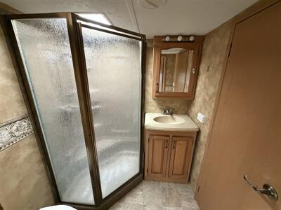 2007 Keystone Everest 341B - Photo 18 - Oregon City, OR 97045