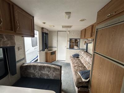 1998 Fleetwood Terry 26L   - Photo 5 - Oregon City, OR 97045