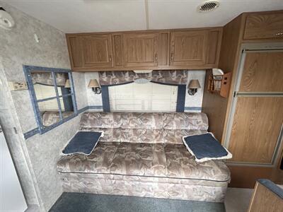1998 Fleetwood Terry 26L   - Photo 6 - Oregon City, OR 97045