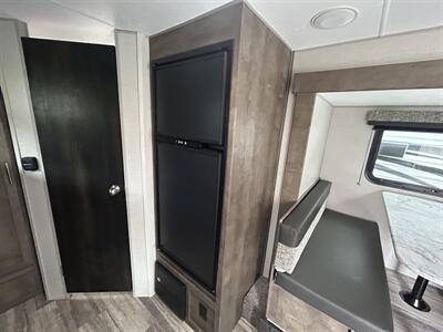 2021 KZ RV Escape 191BH   - Photo 8 - Oregon City, OR 97045