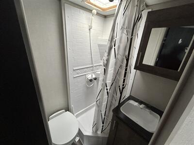 2021 KZ RV Escape 191BH   - Photo 11 - Oregon City, OR 97045