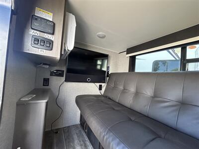 2021 Jayco Jay Feather Micro 12SRK   - Photo 7 - Oregon City, OR 97045