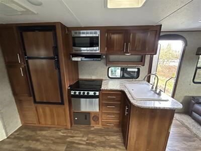 2017 Prime Time RV Tracer 290   - Photo 9 - Oregon City, OR 97045