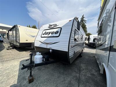 2018 Jayco Jay Flight SLX 174BH   - Photo 1 - Oregon City, OR 97045