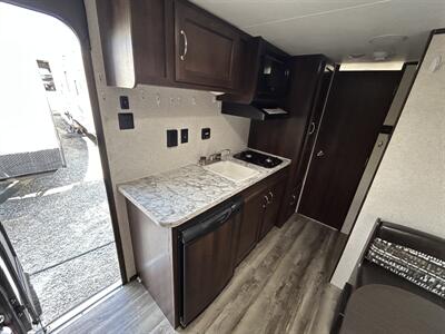 2018 Jayco Jay Flight SLX 174BH   - Photo 7 - Oregon City, OR 97045