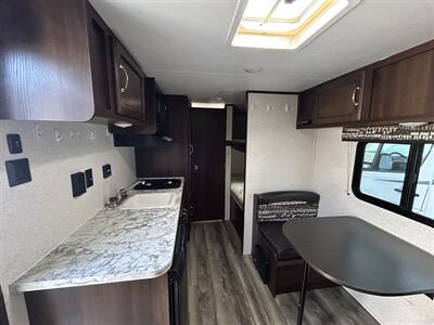 2018 Jayco Jay Flight SLX 174BH   - Photo 4 - Oregon City, OR 97045