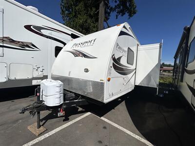 2013 Keystone Passport 2650BH   - Photo 1 - Oregon City, OR 97045