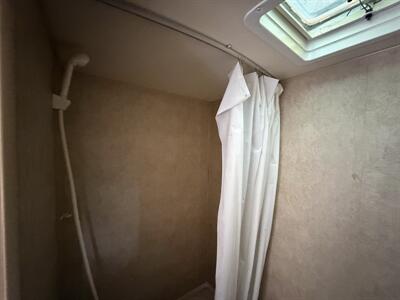 2015 Forest River Wildwood 175BH   - Photo 10 - Oregon City, OR 97045