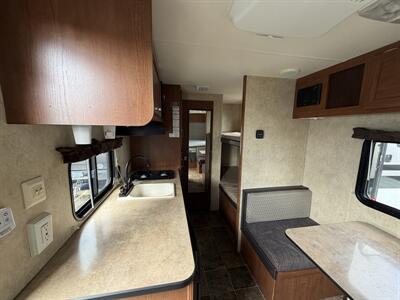 2015 Forest River Wildwood 175BH   - Photo 4 - Oregon City, OR 97045