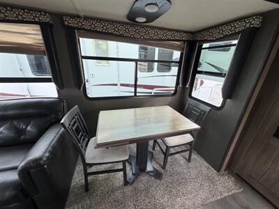 2018 Keystone Atlas 2952RLF   - Photo 11 - Oregon City, OR 97045
