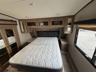 2018 Keystone Atlas 2952RLF   - Photo 17 - Oregon City, OR 97045