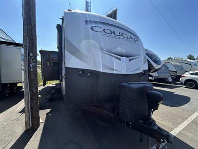 2018 Keystone Cougar 34TSB   - Photo 2 - Oregon City, OR 97045