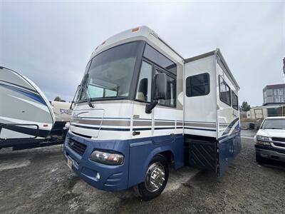 2003 Winnebago Adventurer 33V   - Photo 1 - Oregon City, OR 97045