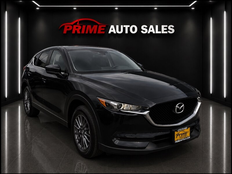 2017 Mazda CX-5 Sport  