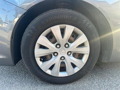 2012 Honda Civic LX - Photo 5 - Hawthorne, CA 90250