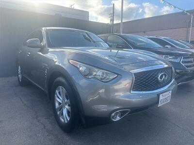 2017 INFINITI QX70 SUV