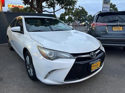 2016 Toyota Camry SE Sedan