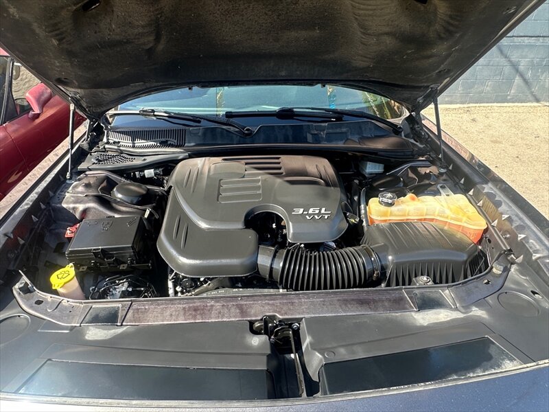 2018 Dodge Challenger SXT - Photo 11 - Hawthorne, CA 90250