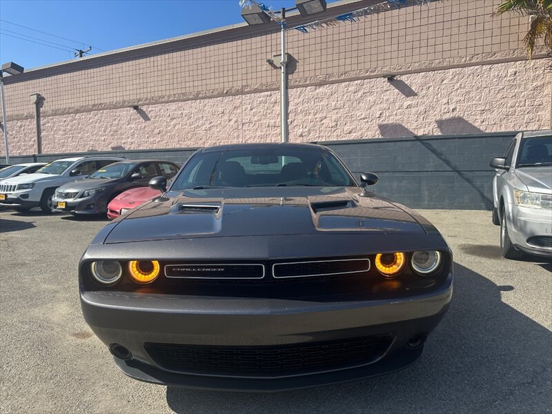 2018 Dodge Challenger SXT - Photo 3 - Hawthorne, CA 90250