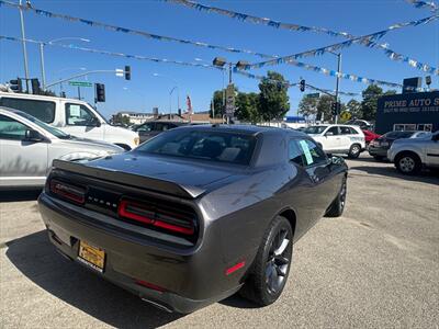 2018 Dodge Challenger SXT - Photo 8 - Hawthorne, CA 90250