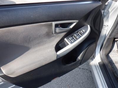 2014 Toyota Prius One   - Photo 6 - Hawthorne, CA 90250