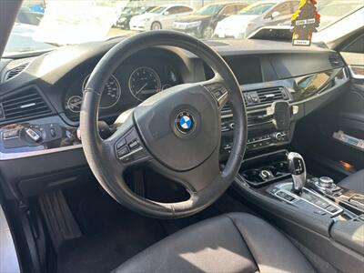 2012 BMW 528i xDrive   - Photo 9 - Hawthorne, CA 90250