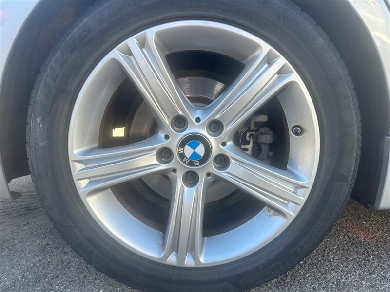 2014 BMW 328i - Photo 4 - Hawthorne, CA 90250