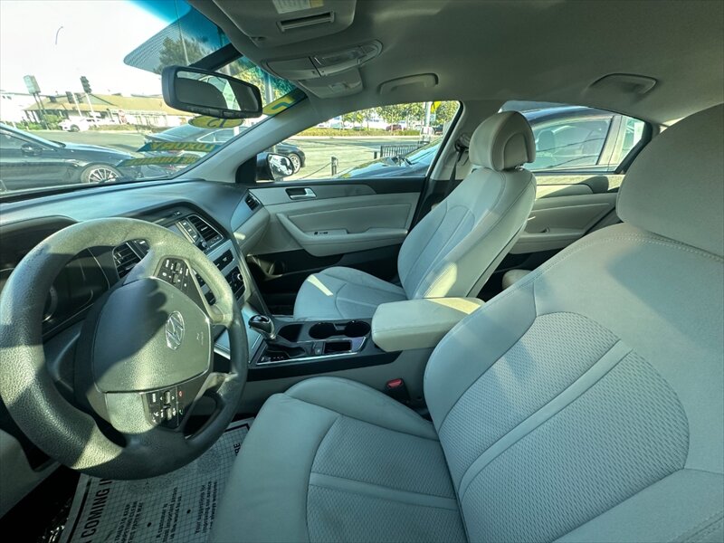 2015 Hyundai SONATA Eco - Photo 9 - Hawthorne, CA 90250
