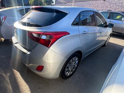 2016 Hyundai ELANTRA GT   - Photo 6 - Hawthorne, CA 90250