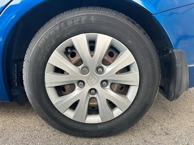 2012 Honda Civic LX - Photo 5 - Hawthorne, CA 90250