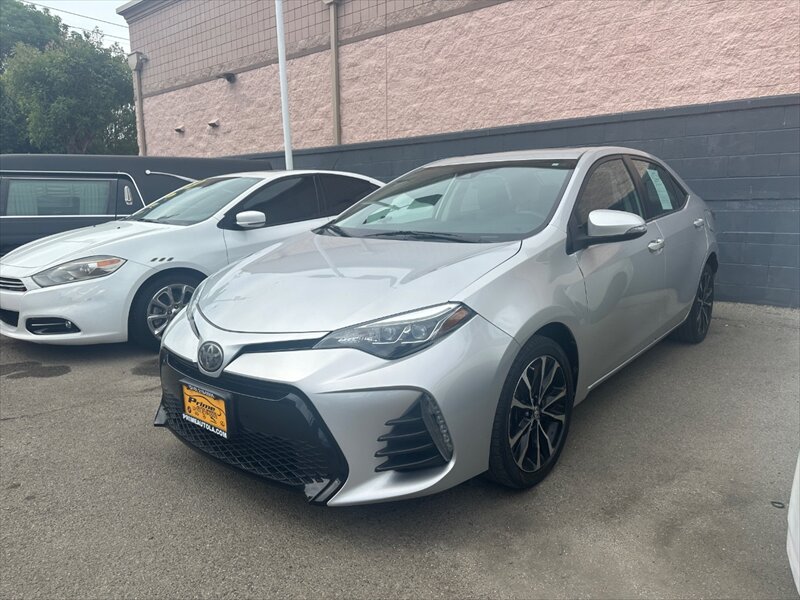 2018 Toyota Corolla SE   - Photo 1 - Hawthorne, CA 90250