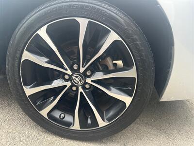 2018 Toyota Corolla SE   - Photo 4 - Hawthorne, CA 90250