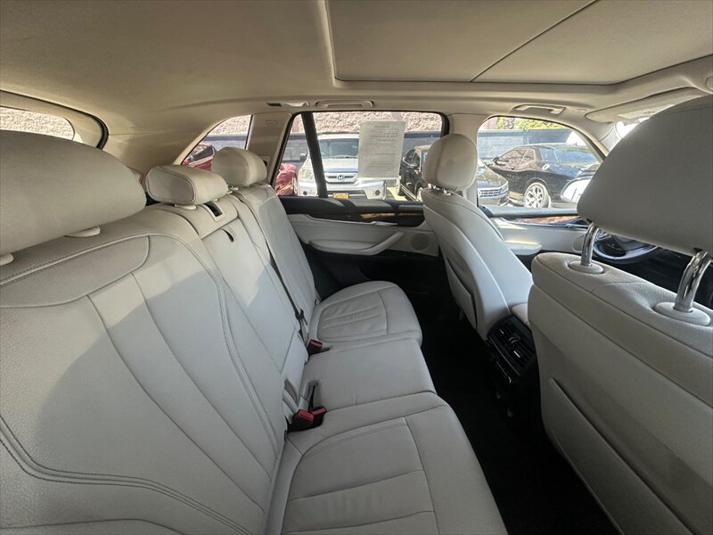 2014 BMW X5 xDrive35i - Photo 9 - Hawthorne, CA 90250